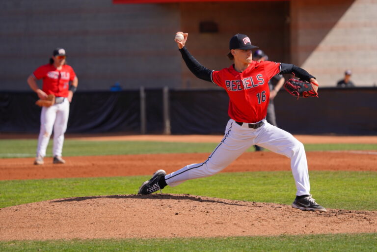 UNLV Baseball finishes weekend with three straight road wins