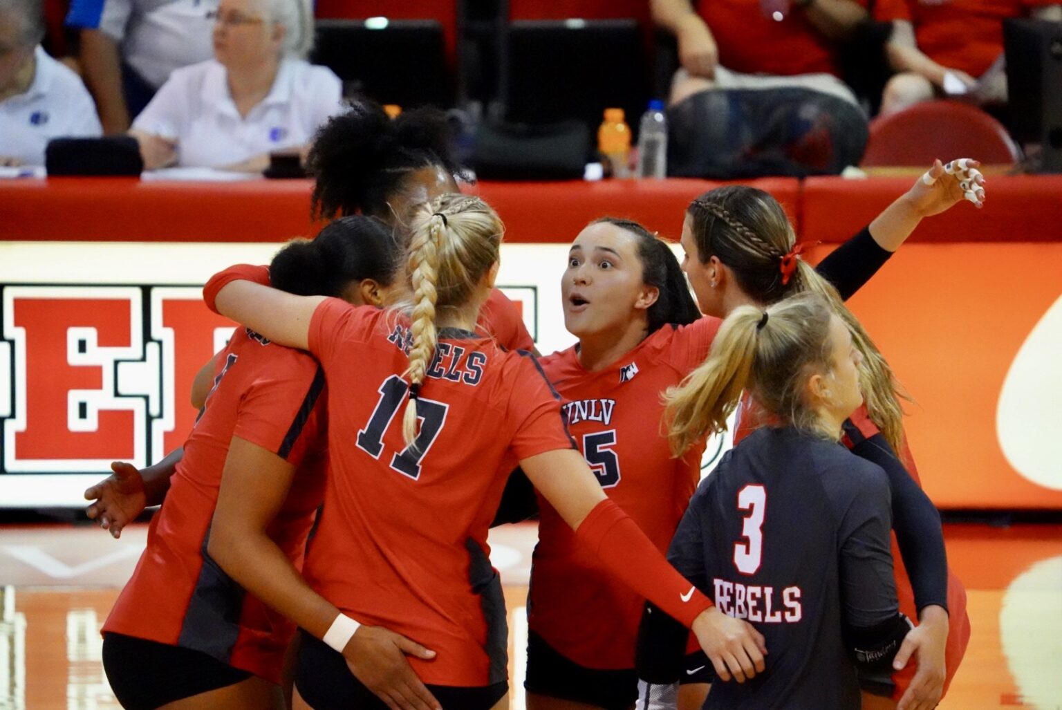 Rebel Recaps Volleyball rallies for victory at Air Force UNLV