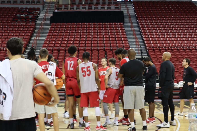 Surrounded by success, UNLV men’s basketball is “runnin’” forward
