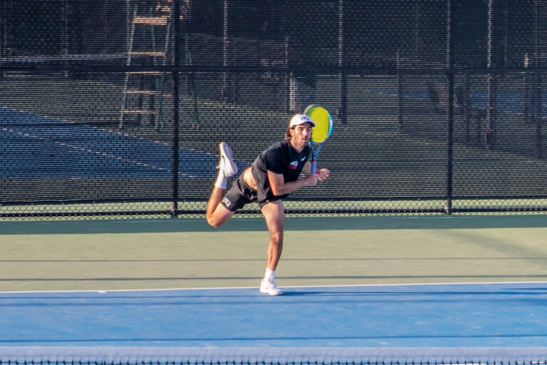 Men’s Tennis claims third consecutive conference win with 4-2 victory over Reno