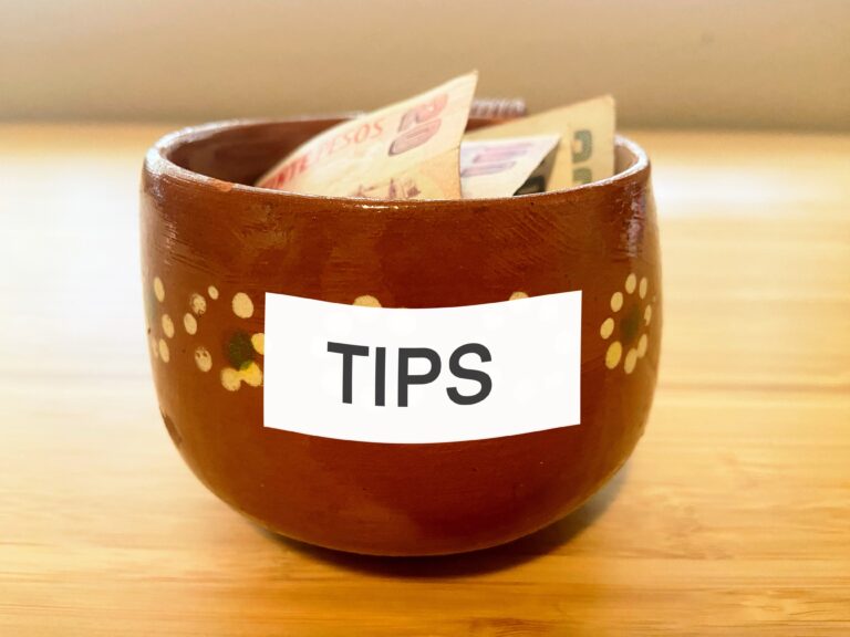 UNLV Students Should Be Skeptical of the “No Tax on Tips” Proposal